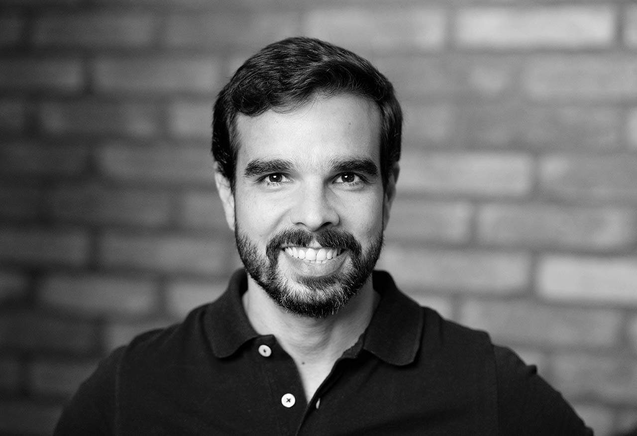 Professor Thiago Amendoeira